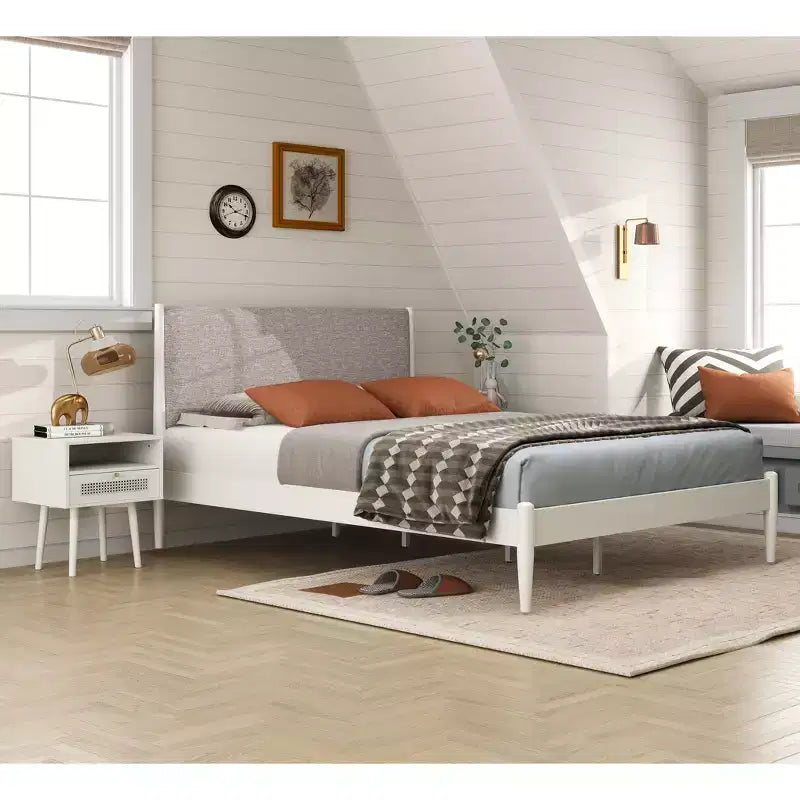 Ensemble de chambre à coucher Roundhill Furniture Feeney 3 pièces, lit plateforme avec deux tables de chevet, blanc crème, grand lit