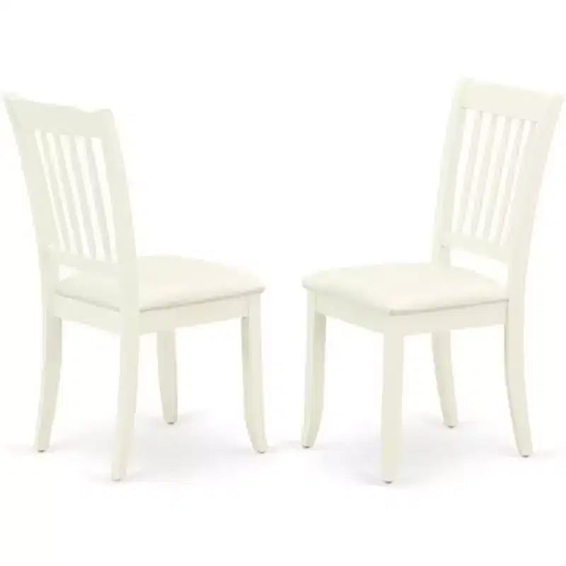 HomeStock Belmont Ensemble de salle à manger 7 pièces comprenant une table de cuisine rectangulaire, une rallonge papillon, six chaises de salle à manger à lattes verticales avec sièges en lin, finition blanche.