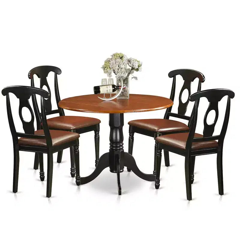 Ensemble de salle à manger Belmont de HomeStock - Petite table à manger et chaises de dînette, à rallonges, coloris Beurre frais et Cerisier