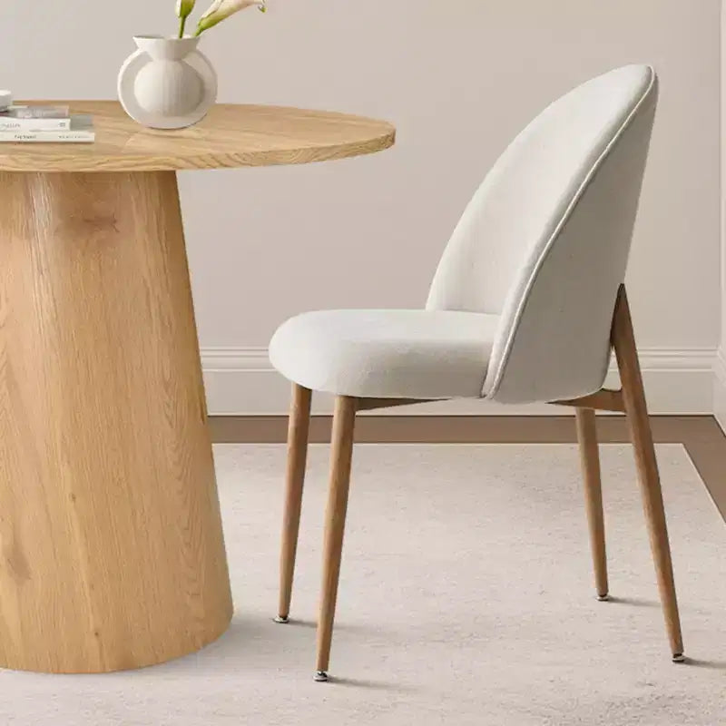 Ensemble de table de bistrot moderne en placage de chêne, table piédestal ronde 35 et 2 chaises de salle à manger à dossier incurvé pour les espaces de salle à manger d'appartement-Panipeachy
