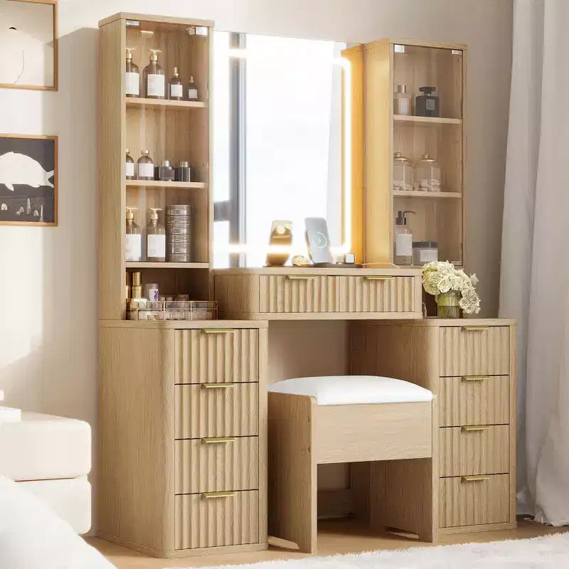 JVNOXK Coiffeuse moderne de 43,5 pouces avec miroir et lumière, tiroirs, armoire en verre transparent, incluant tabouret et station de charge, Chêne