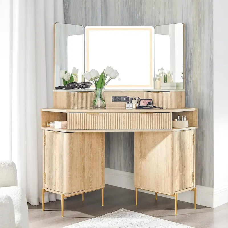 Coiffeuse moderne cannelée avec miroir triptyque et éclairage, Coiffeuse