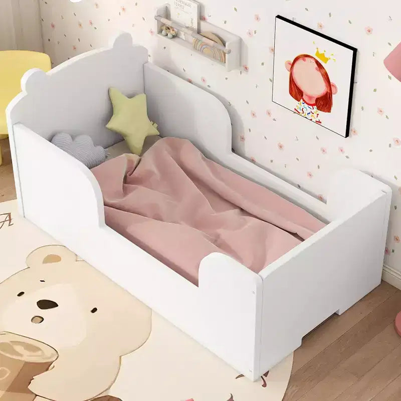 Lit au sol en forme d'ours Okak pour les 3-6 ans, cadre de lit pour tout-petits avec barrière de sécurité, lit pour enfants en forme d'animal mignon