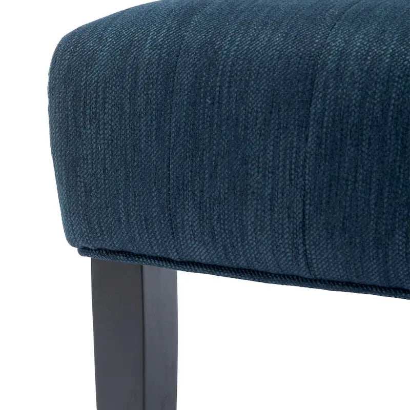 Fauteuil d'appoint capitonné en tissu Lewis par Christopher Knight Home
